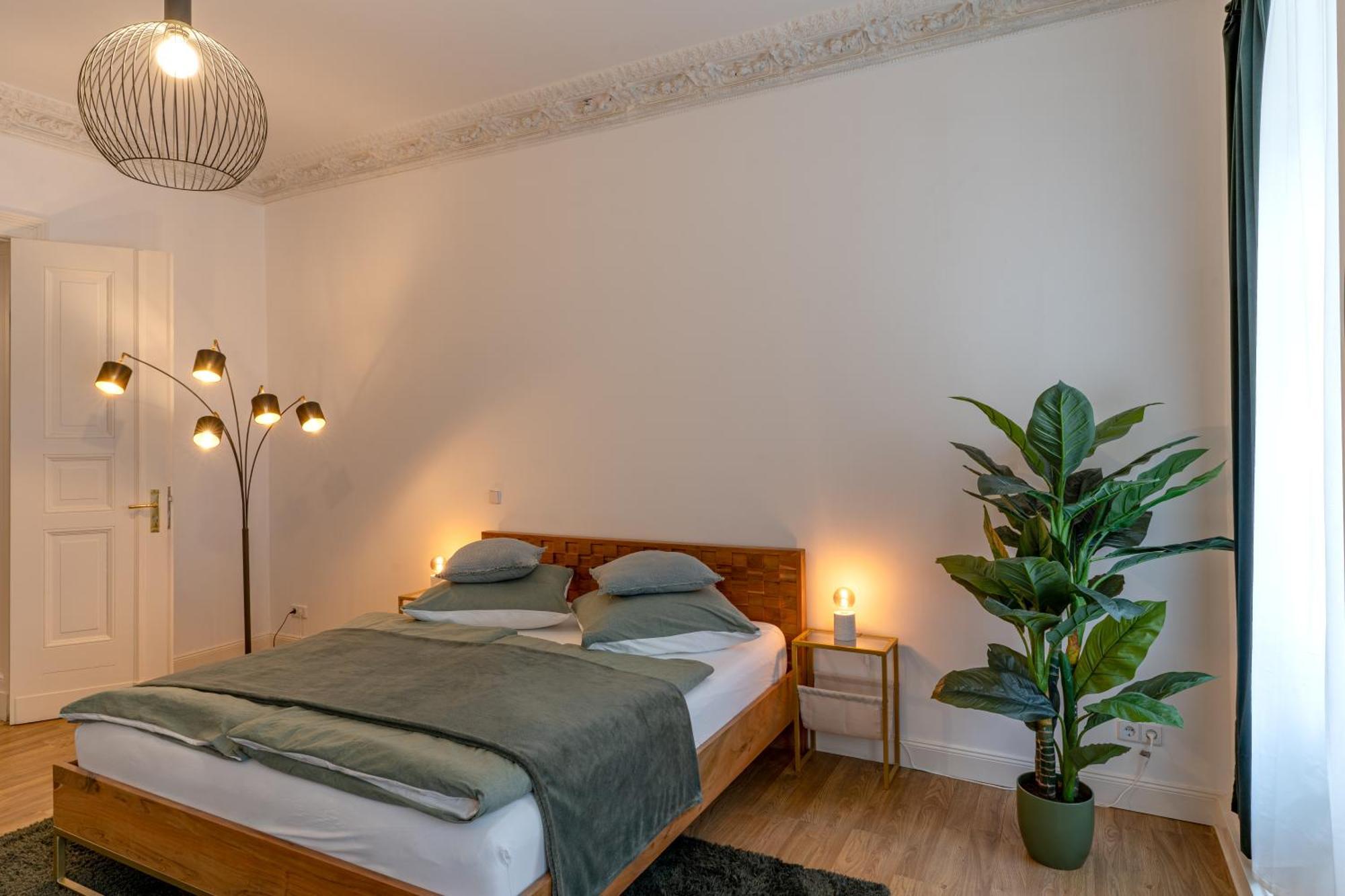 Leben Wie Ein Kreuzberger Altbau Charme Mit Stuck In Bester Kiezlage Berlin Exterior photo